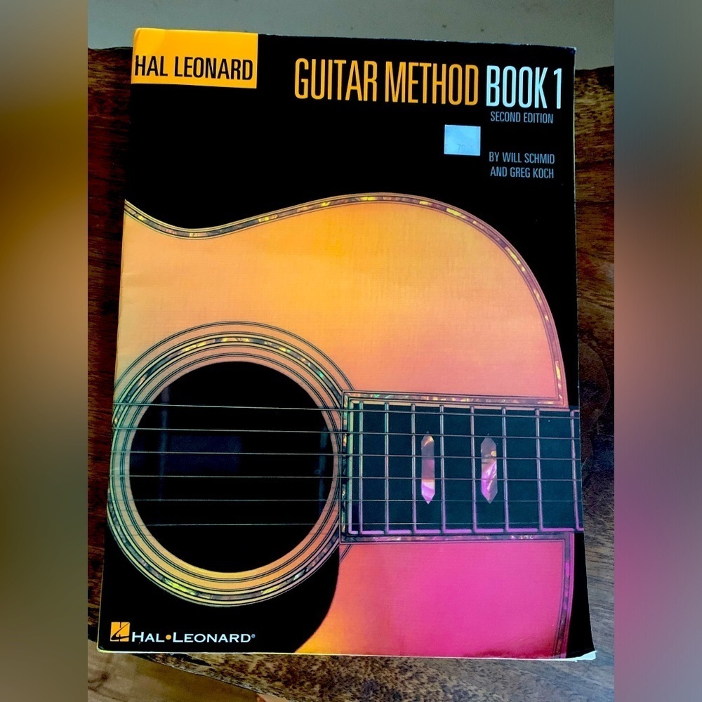 Hal Leonard Guitar 1